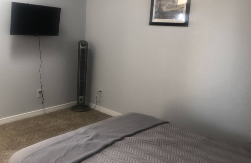 Mesilla Park Apartment | A comfortable studio with a full bathroom