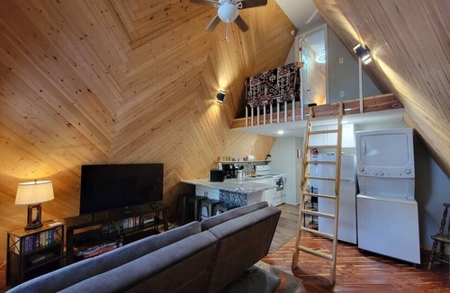 Jeffersonville Cabin | A Frame of Mind- Firepit, WiFi, Arcade, Pet Friendly
