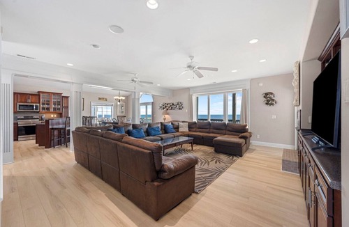 North Topsail Beach House | 'A Sunny Delight - 6BR - Oceanfront - Sleeps 15