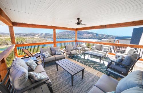 Branson House | A Wave From It All