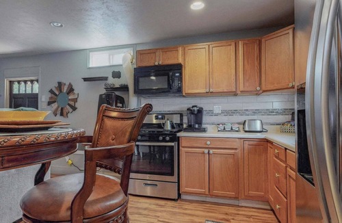 Northeast Heights Apartment | Adorable 1-bedroom studio with AC in pleasant Albuquerque