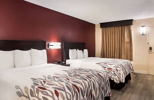 Tupelo Hotel | Affordable Comfort | Close to Tupelo Regional Airport | Free Parking & Breakfast