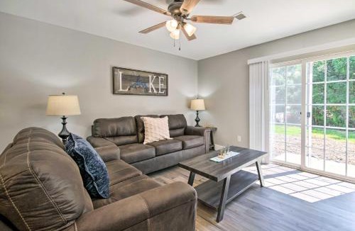 Kimberling City House | Airy Townhome Close to Kayaking and Boating!
