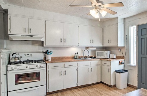 Near North Valley Apartment | Albuquerque Apt - 2 Mi to Dtwn and Old Town!