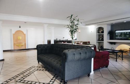 Ellendale Hotel | All Seasons Inn & Suites