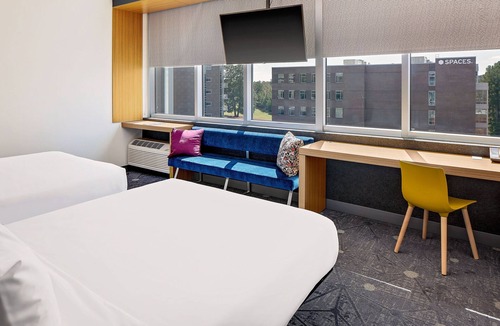 Chapel Hill Hotel | Aloft by Marriott Chapel Hill