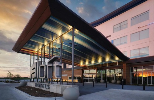 Waukee Hotel | Aloft by Marriott Waukee