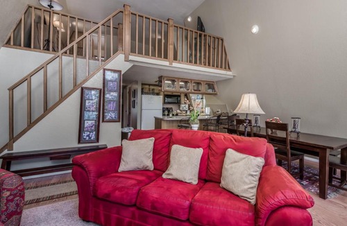 Alto House | Alto Pines, 3 Bedrooms, Sleeps 6, Wood Burning Fireplace, Deck, Grill
