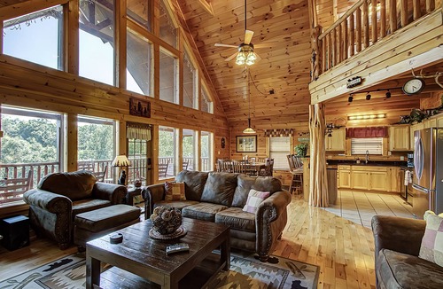 Sevierville Cabin | AMAZING RATES AND VIEWS! FIREPIT! VERY CLEAN! 350 FIVE STAR REVIEWS!