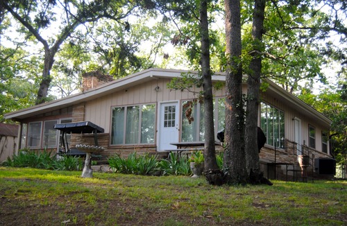 Kimberling City House | Amazing Table Rock Lake Home! Easy access to Silver Dollar City & Branson.