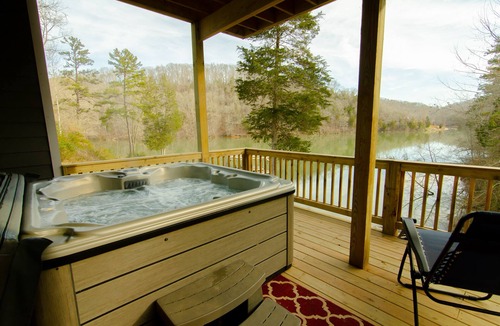 La Follette House | American Spirit: Best location! Double Deck Dock w/slide; Hot Tub; Quiet Cove