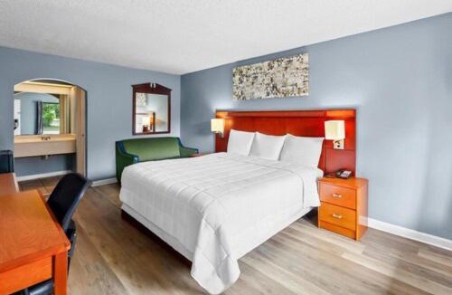 Brownsville Hotel | Americas Best Value Inn Brownsville West