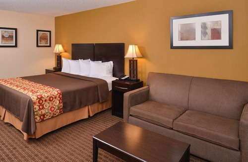 Tupelo Hotel | Americas Best Value Inn Tupelo Barnes Crossing