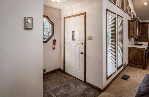 Alto Cabin | Angulo | Your Perfect Angle on Relaxation w/Hot Tub & Deck