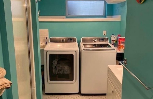 Southeast Omaha House | Arbor Hill-Renovated Bungalow-Midtown location close to everything