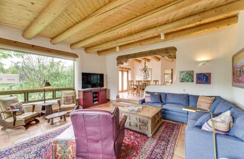 Arroyo Seco House | Arroyo Seco Adobe w/Hot Tub Near Taos Ski Valley!