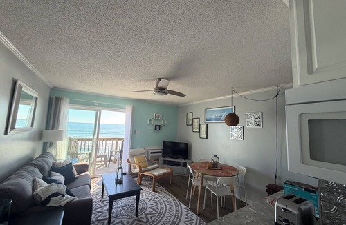 Sneads Ferry Condo | August Available Directly On The Ocean or Stay Longer. Nightly,Weekly & Monthly.