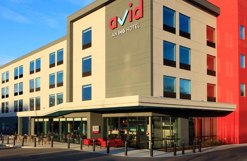 Tulsa Hotel | avid hotels - Tulsa Hills by IHG