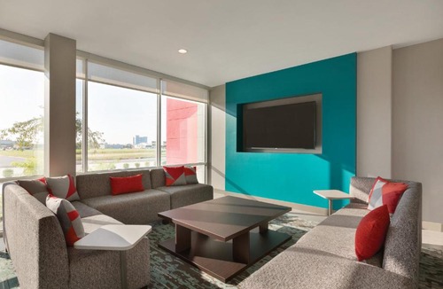 Tulsa Hotel | avid hotels - Tulsa Hills by IHG