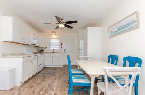 Surf City House | Beach Barn - Nice 5BR Oceanfront Home in Heart of Surf City