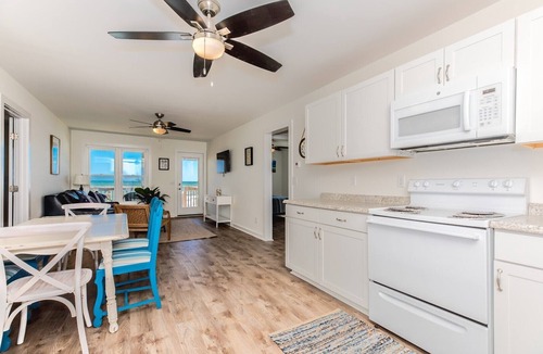 Surf City House | Beach Barn - Nice 5BR Oceanfront Home in Heart of Surf City