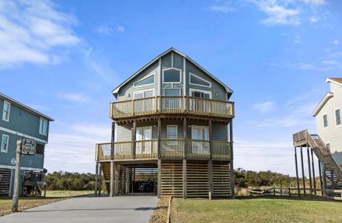 South Nags Head House | Beach Dugout