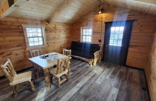 Ray County Cabin | Beautiful 1-bedroom Cabin #4 with AC overlooking swim pond