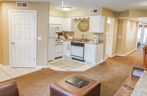 Branson Apartment | Beautiful 1 bedroom unit at resort, sleeps 4