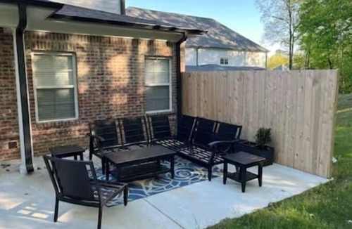 Oxford Condo | Beautiful 3-bedroom 3 1/2 bath condo/townhome in Oxford's Fieldstone Farms.