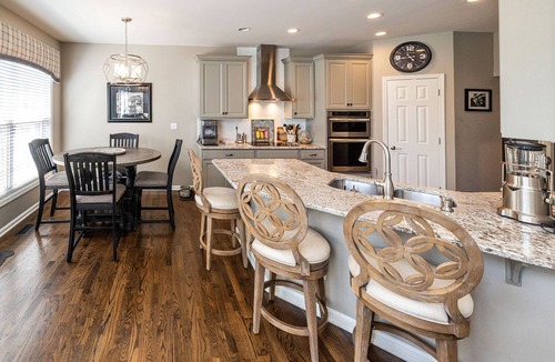 Buechel House | Beautiful 4 BR, 4.5 Bath, Executive Home w In Ground Pool & Handicap Accessible!