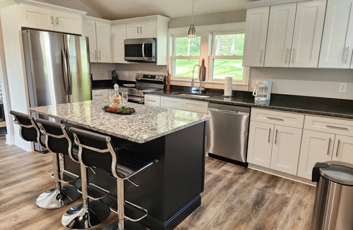 Depauw House | Beautiful Country Setting Welcome to Moberly Manor