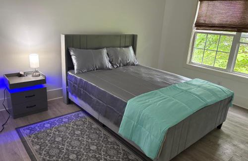 Nicholasville House | Beautiful Full of Light 6 Bedroom's House