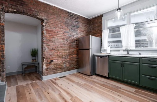 Jeffersonville House | Beautiful Historic home near downtown Louisville