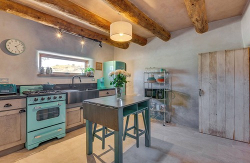 Taos House | Beautiful Historic Adobe Home ~ 3 Mi to Taos Plaza