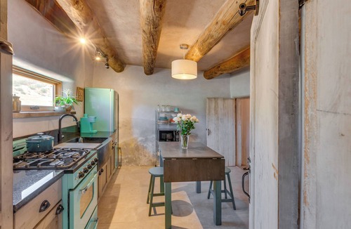 Taos House | Beautiful Historic Adobe Home ~ 3 Mi to Taos Plaza