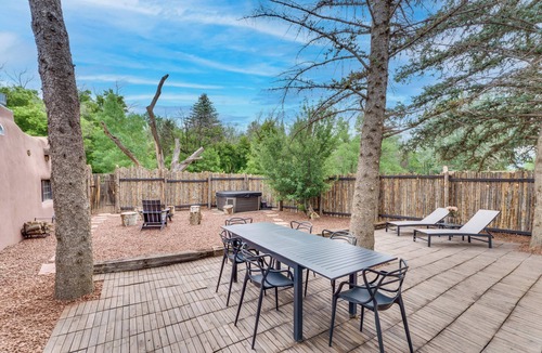 Taos House | Beautiful Historic Adobe Home ~ 3 Mi to Taos Plaza