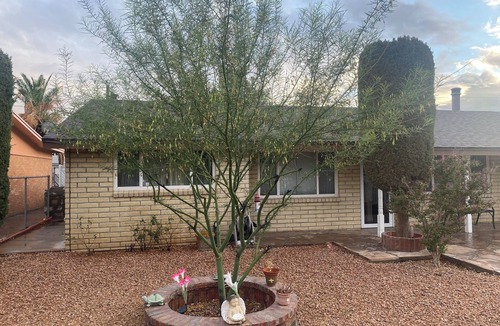 Lakeside House | Beautiful Home in El Paso