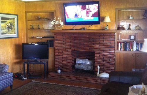 Helena Cabin | beautiful lodge in a relaxed country setting!