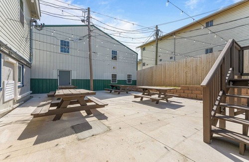 Indian Point Condo | Beautiful Studio with Resort Style Amenities!