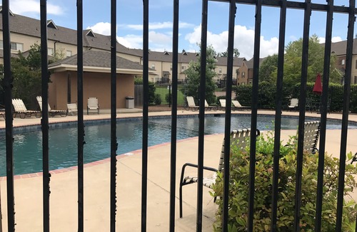 Oxford House | Beautiful Townhome walking distance to Ole Miss (4 football tix/park available)