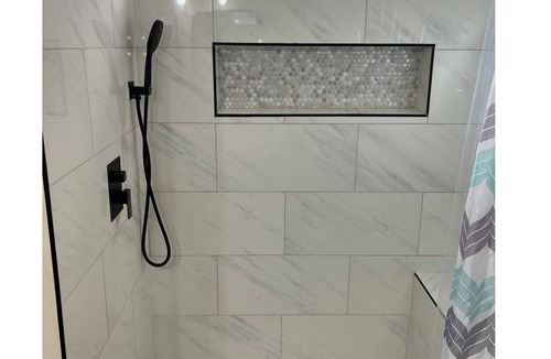 Cordova House | Beautifully renovated 3 bdrm home in Cordova w/fitness equipment and spa shower