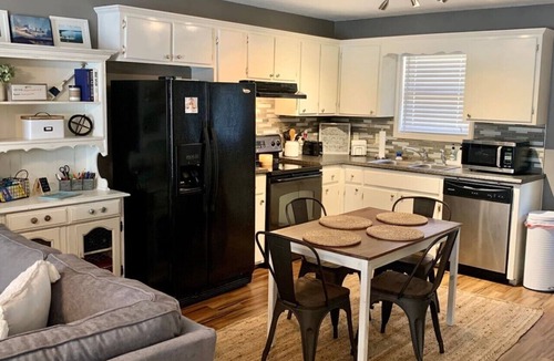 Lexington Villa | Beech Lake Beauty - 30 min. to Jackson