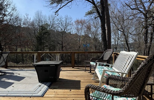 Greers Ferry House | Bellawood Resort #11 Cozy 3-bedroom cabin with boat slip