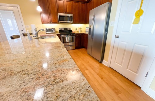 Greers Ferry House | Bellawood Resort #4 Sleeps 4. Lakefront Downstairs Unit with Boat Slip