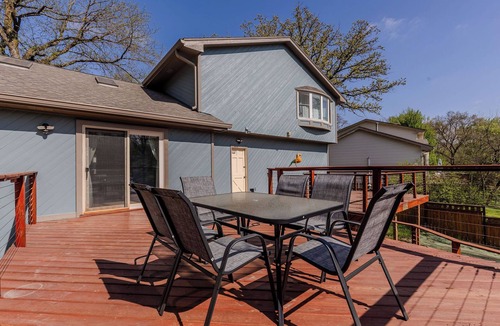 Bellevue House | Bellevue Home - 15 Min to CWS - 5 Min to Offutt AFB