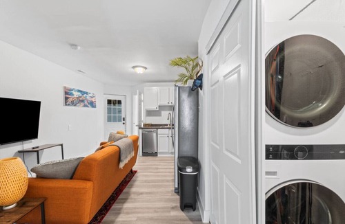 Benton Park Apartment | Benton Park Hideaway - MO1S