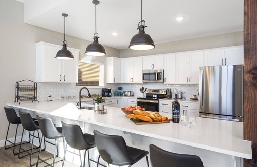Kimberling City House | Best Lake & Sunset Views-Arcade-Shuffleboard-Community Amenities! Free Daily Tickets