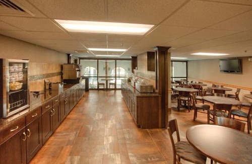 Branson Theater District Hotel | Best Western Music Capital Inn
