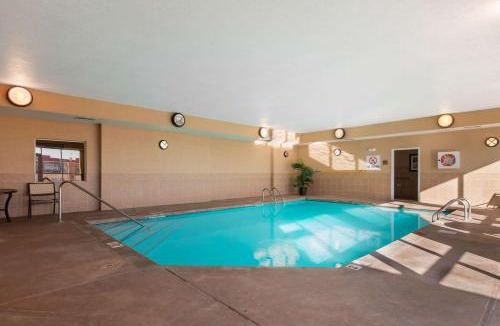 Hays Hotel | Best Western Plus Butterfield Inn