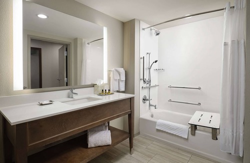 Olive Branch Hotel | Best Western Plus Desoto